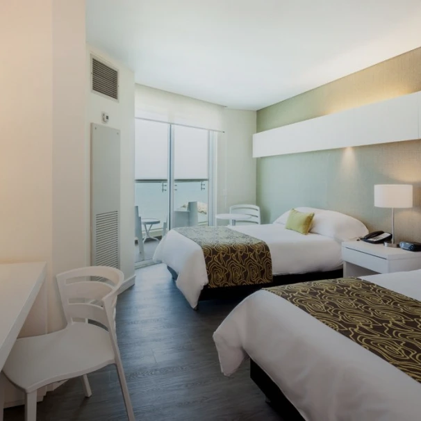 50 habitaciones