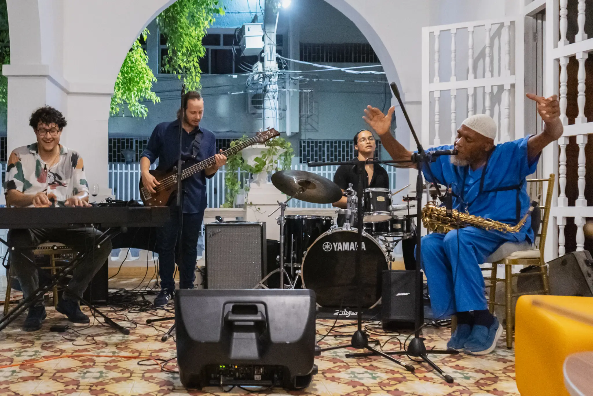 música en vivo comfenalco